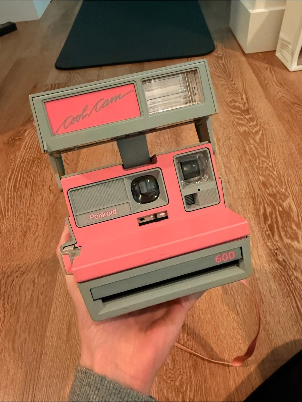 Vintage 1980’s Polaroid cool cam 600